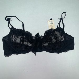 VS Designer Bra NWT